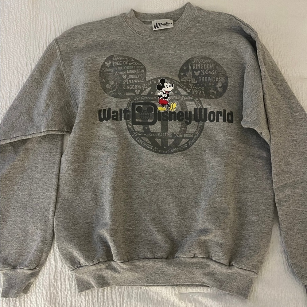 Disney world crewneck sweatshirt